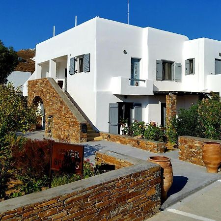 Nefeli Apartment Livadi  Exterior photo
