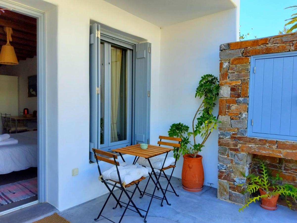 Nefeli Apartment Livadi  Exterior photo